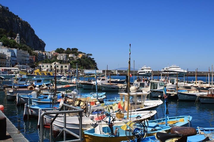 Scopri Capri da Sorrento o Napoli | Tour semi-privato di un giorno