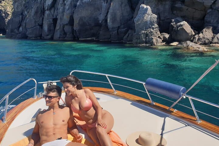 Escursione privata isola d'Ischia su Gozzo Fratelli Aprea 7,5m