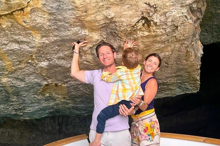 Tour privato di un'intera giornata a Capri con un Apreamare 35ft